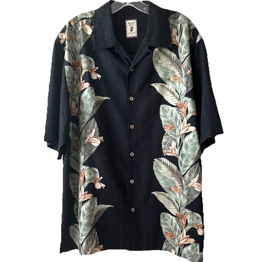 Jamaica Jaxx Men's Shirt M Black Green Tropical Floral Silk Hawaiian Button Down